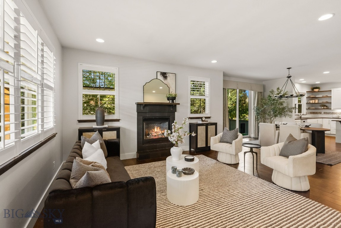 4895 Vine Street Property Photo 8
