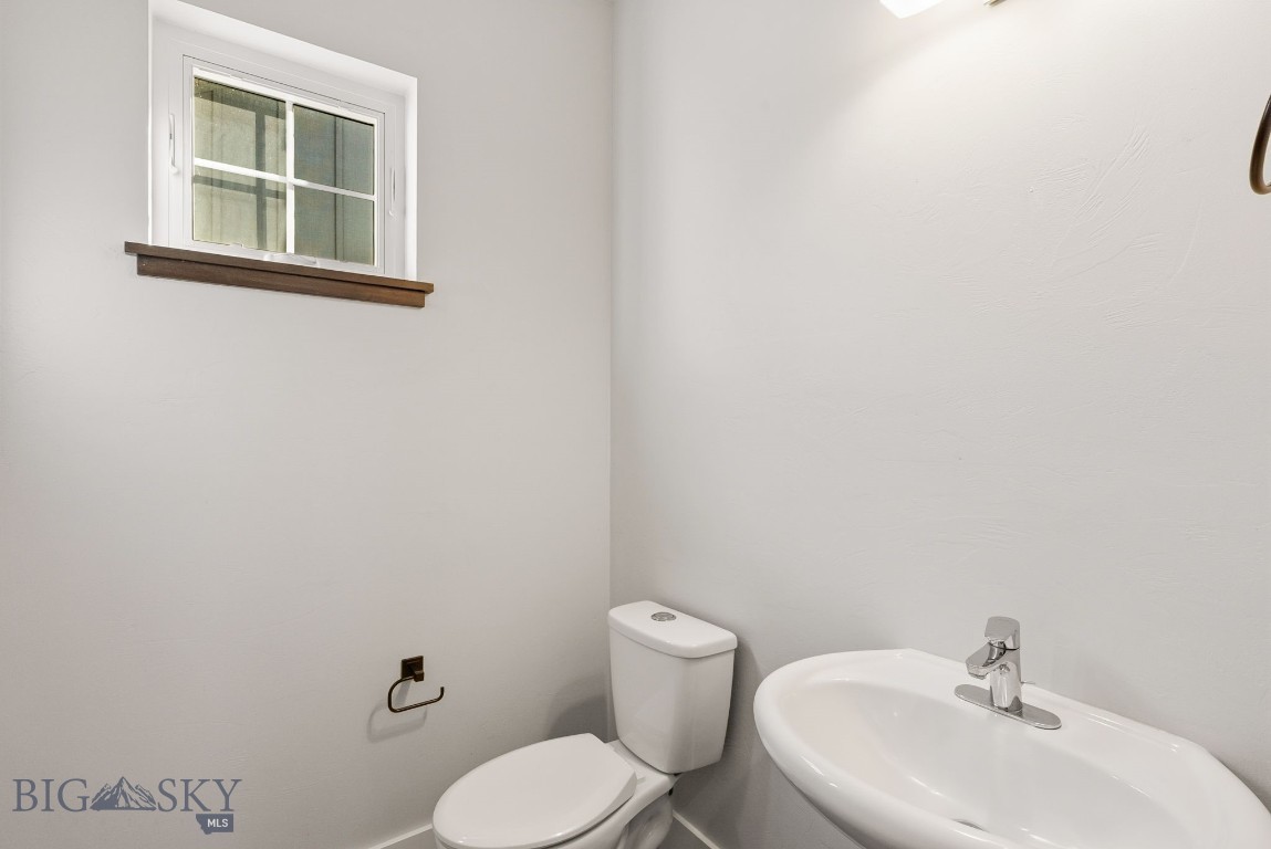 4895 Vine Street Property Photo 32