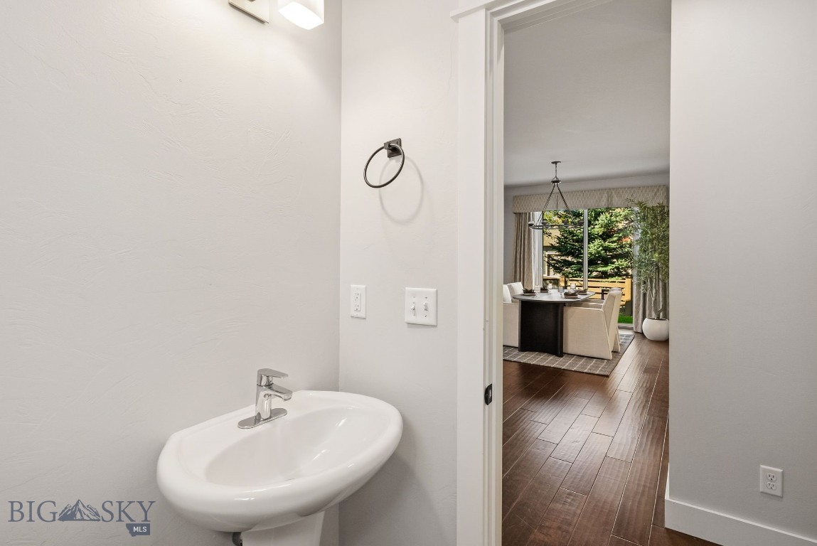 4895 Vine Street Property Photo 33