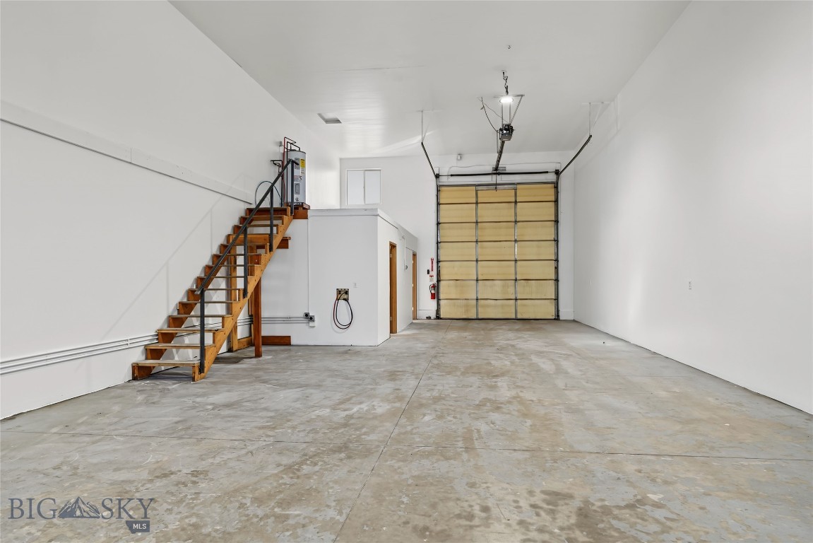 211 Jetway Drive G Property Photo 8