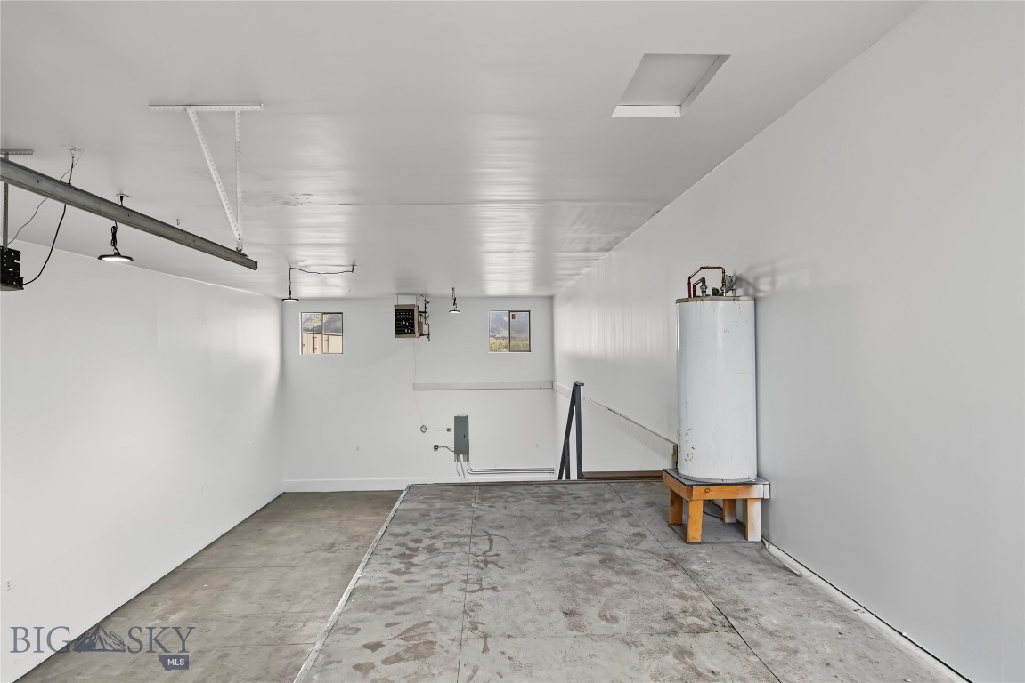 211 Jetway Drive G Property Photo 11