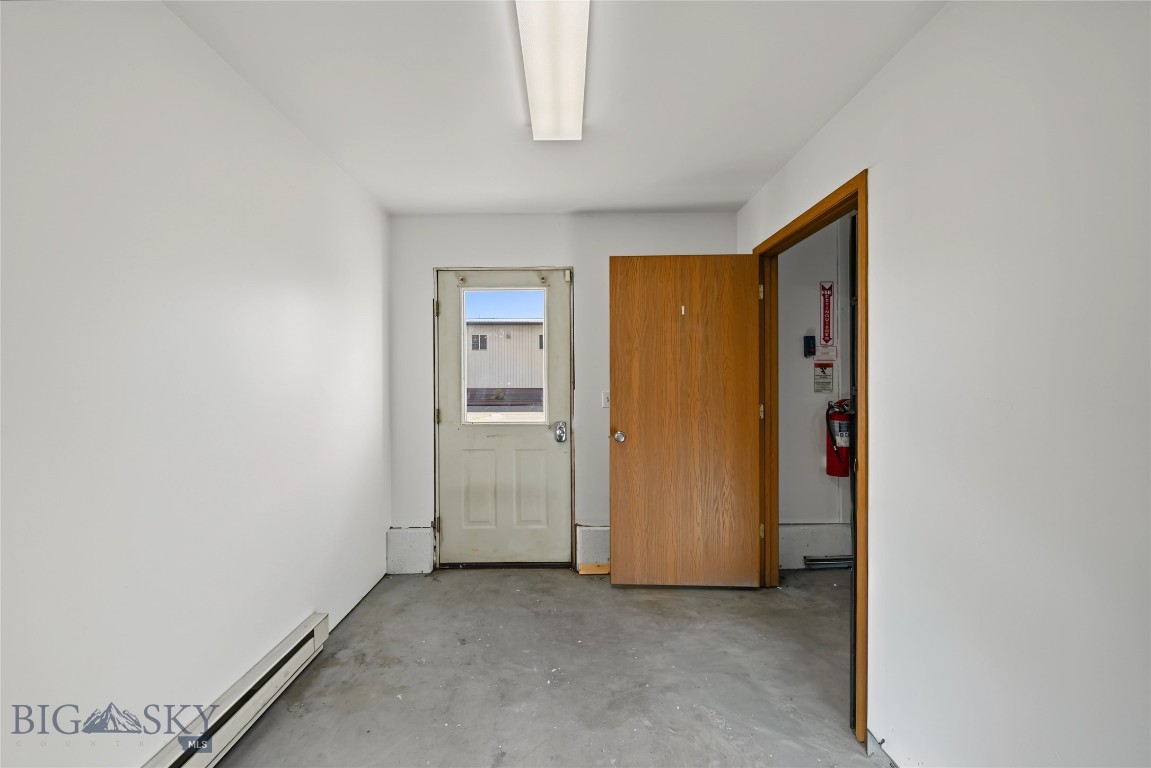 211 Jetway Drive G Property Photo 14