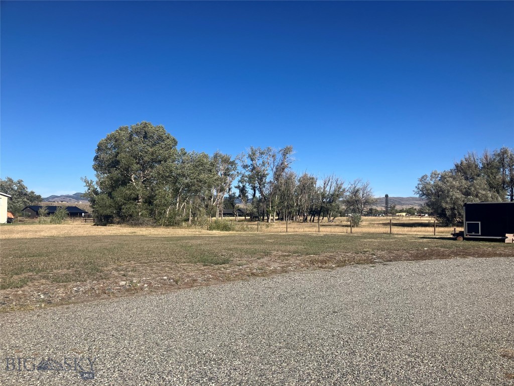 5189 Us Highway 89 S Property Photo 3