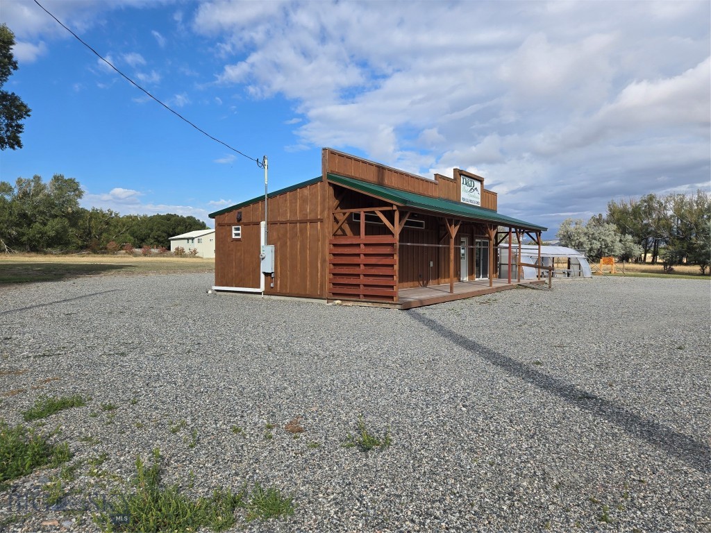 5189 Us Highway 89 S Property Photo 11