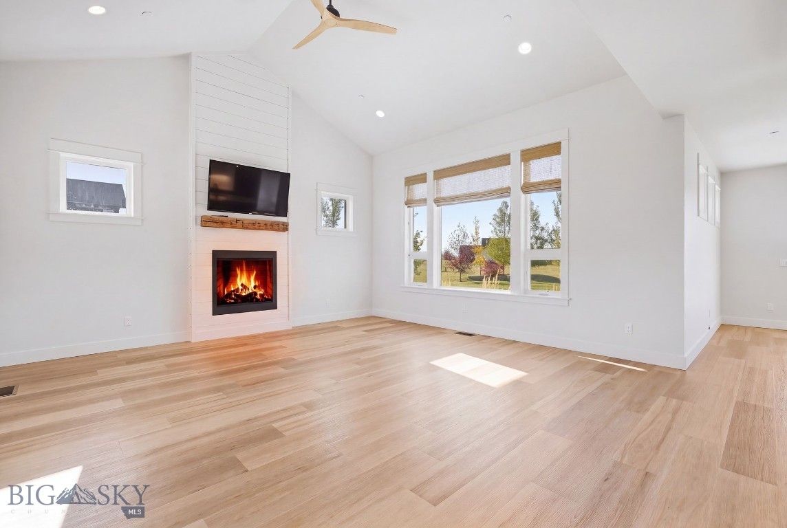 169 Riparian Way Property Photo 14
