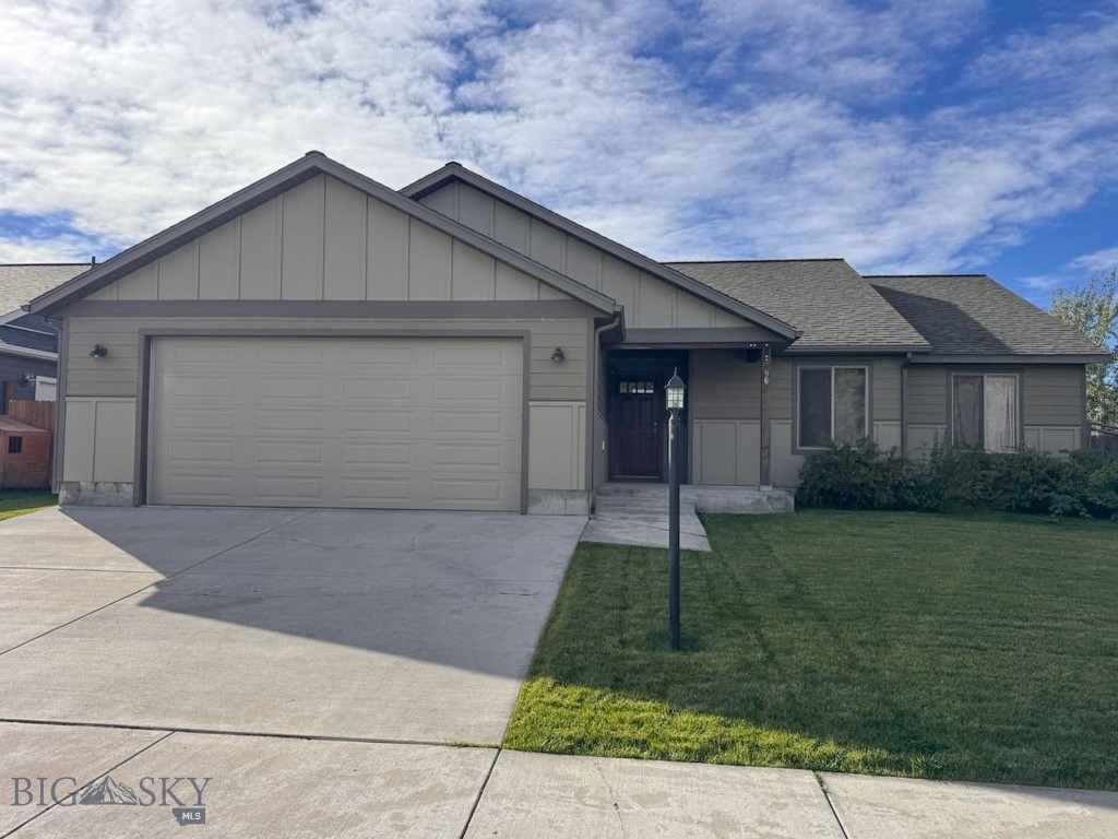 96 Thatch Wood Property Photo 1