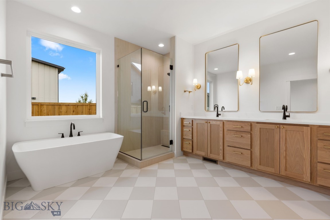72 Lanner Drive Property Photo 11