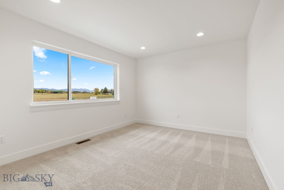 72 Lanner Drive Property Photo 23