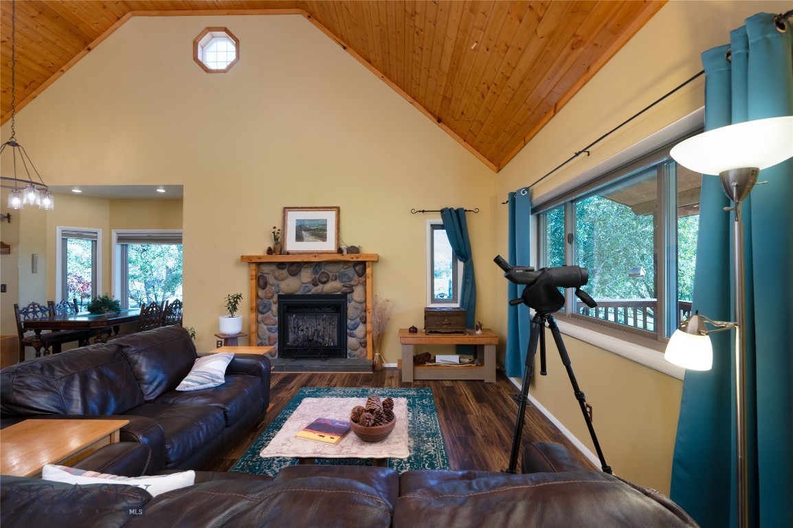 4 Sphinx Drive Property Photo 15