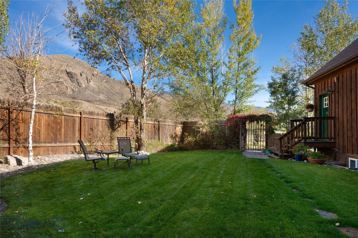 4 Sphinx Drive Property Photo 43