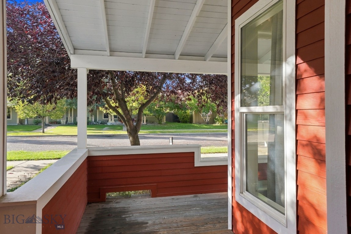 4291 Cover Street Property Photo 6