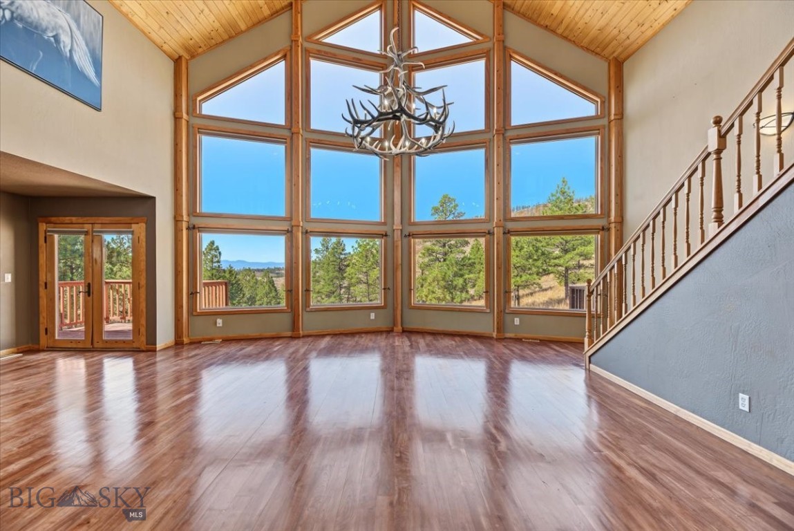 6958 Black Sandy Loop Property Photo 7