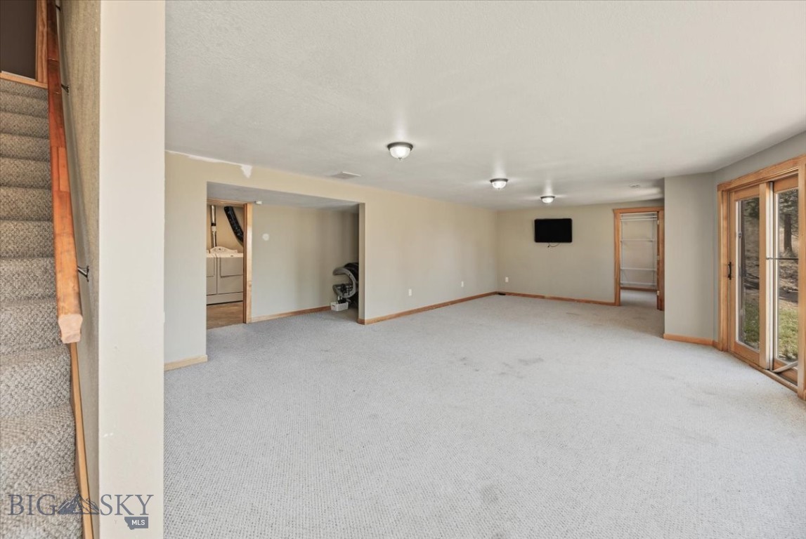 6958 Black Sandy Loop Property Photo 40