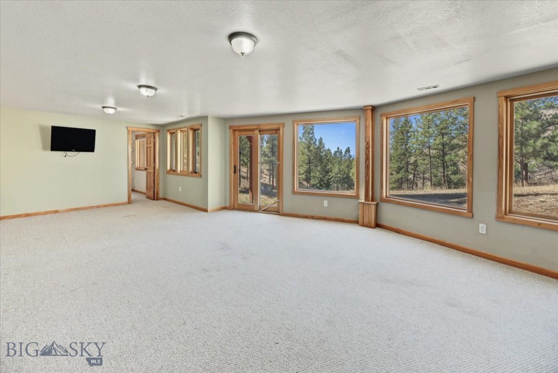 6958 Black Sandy Loop Property Photo 41
