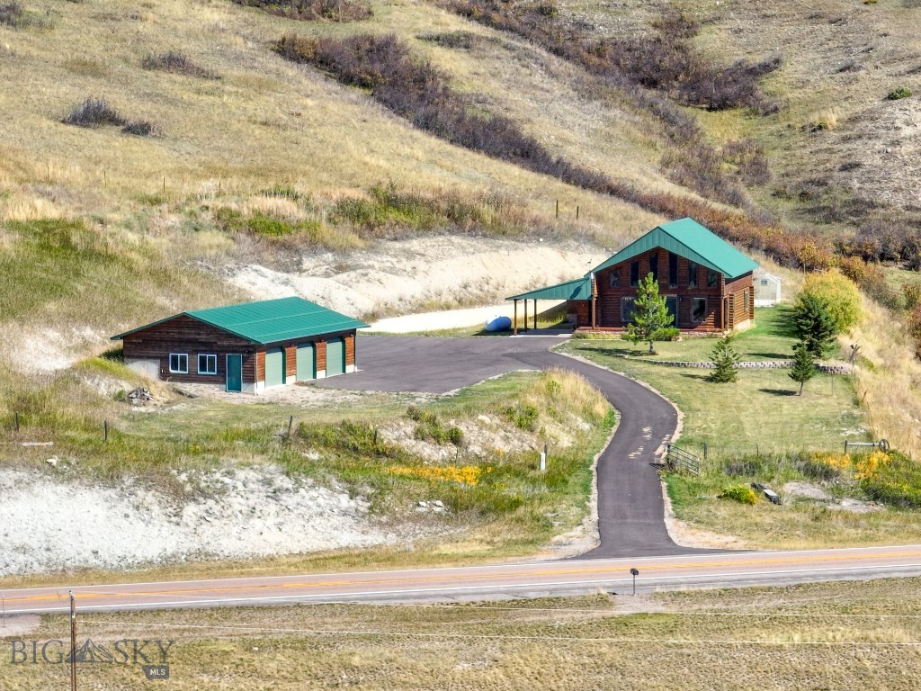 5833 Us Highway 89 Property Photo 1