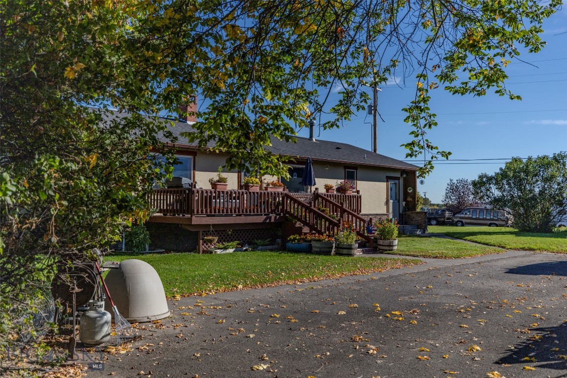 414 Garnier Avenue Property Photo 1