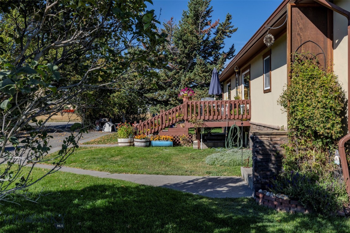 414 Garnier Avenue Property Photo 5