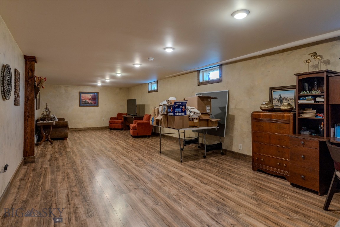 414 Garnier Avenue Property Photo 30