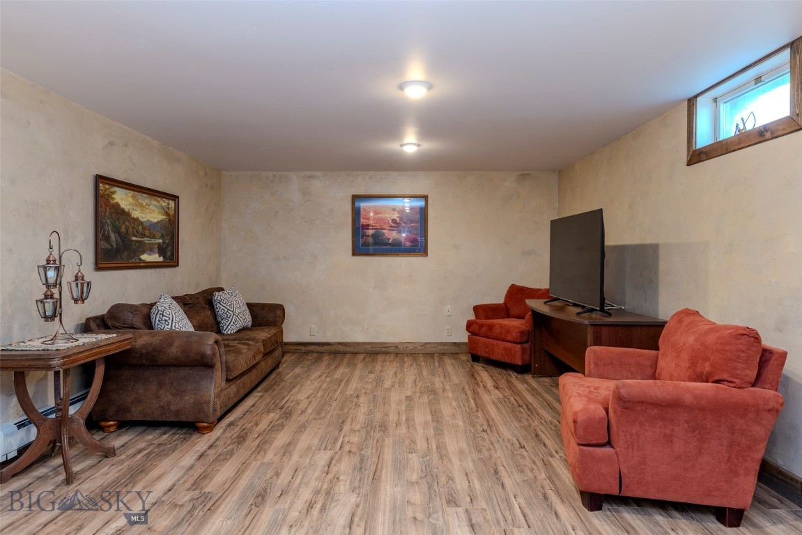 414 Garnier Avenue Property Photo 31