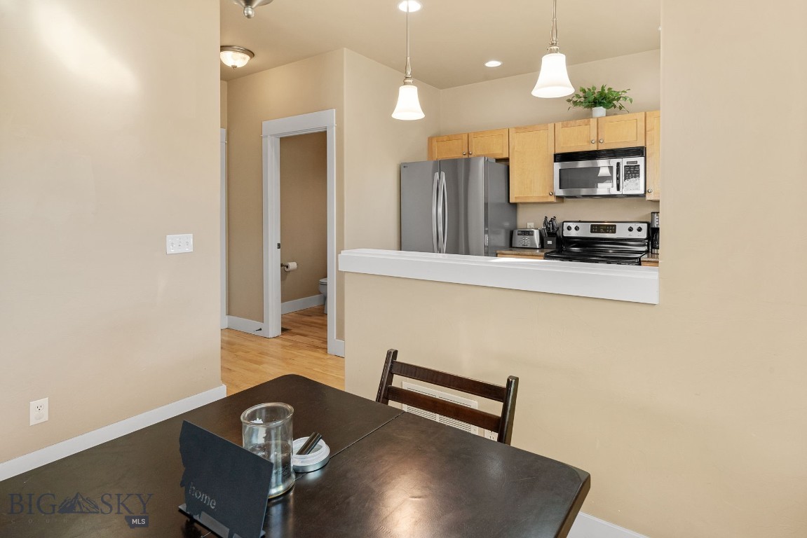 2714 Fen Way A Property Photo 11