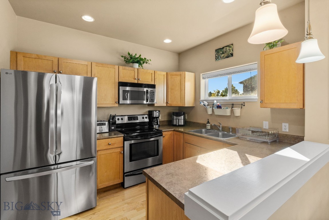 2714 Fen Way A Property Photo 15