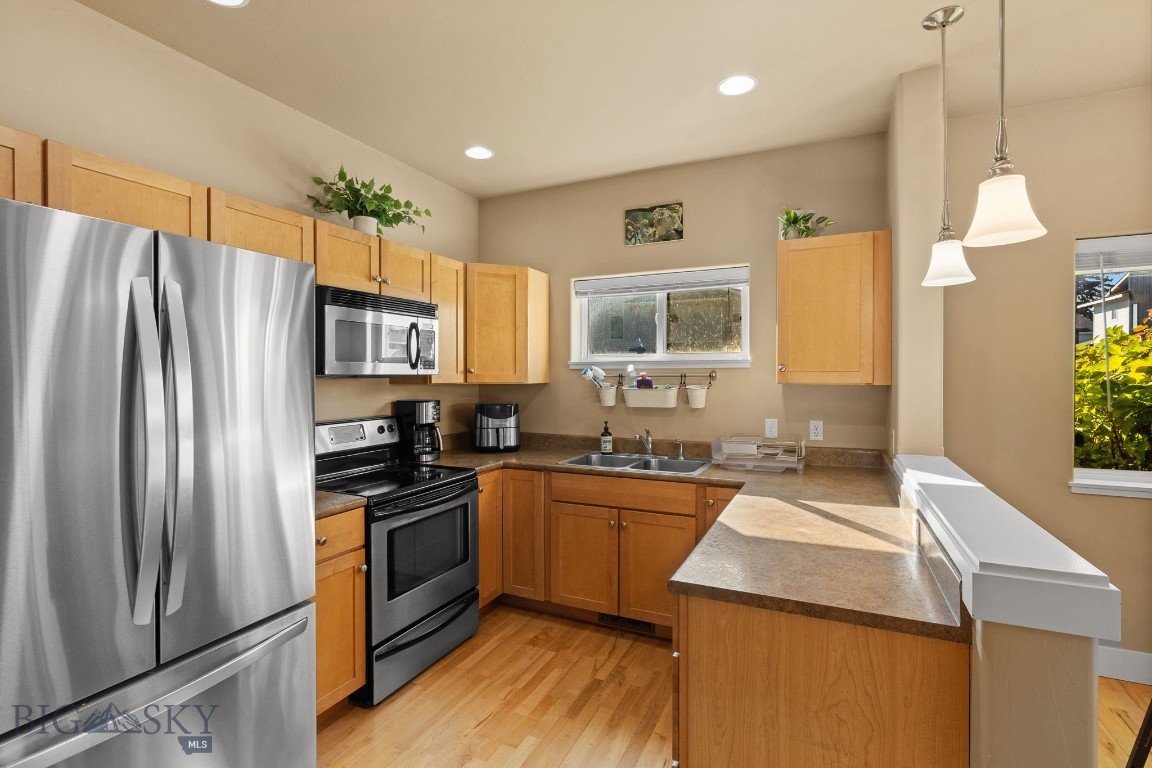 2714 Fen Way A Property Photo 16