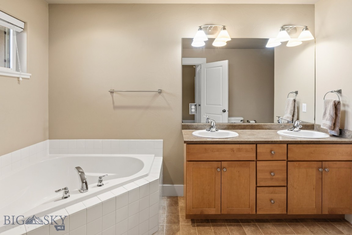 2714 Fen Way A Property Photo 41