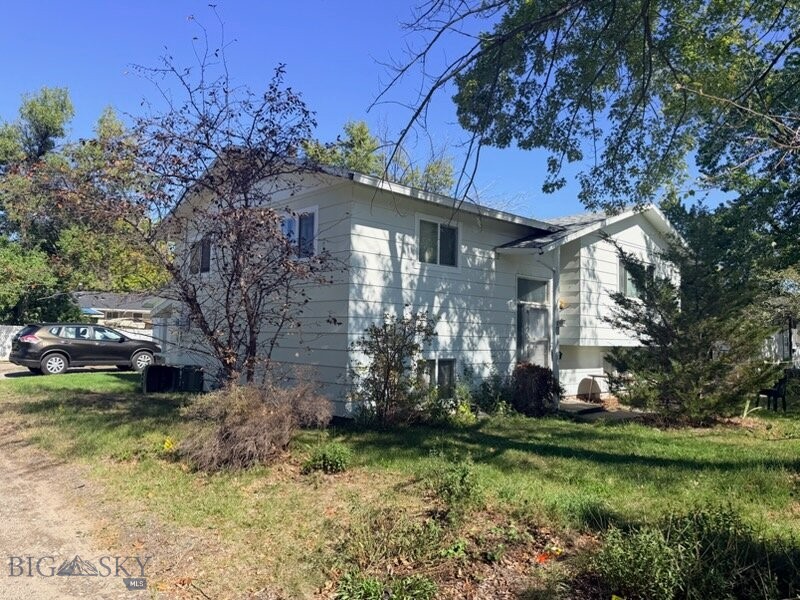 1721 Lynn Avenue Property Photo 3