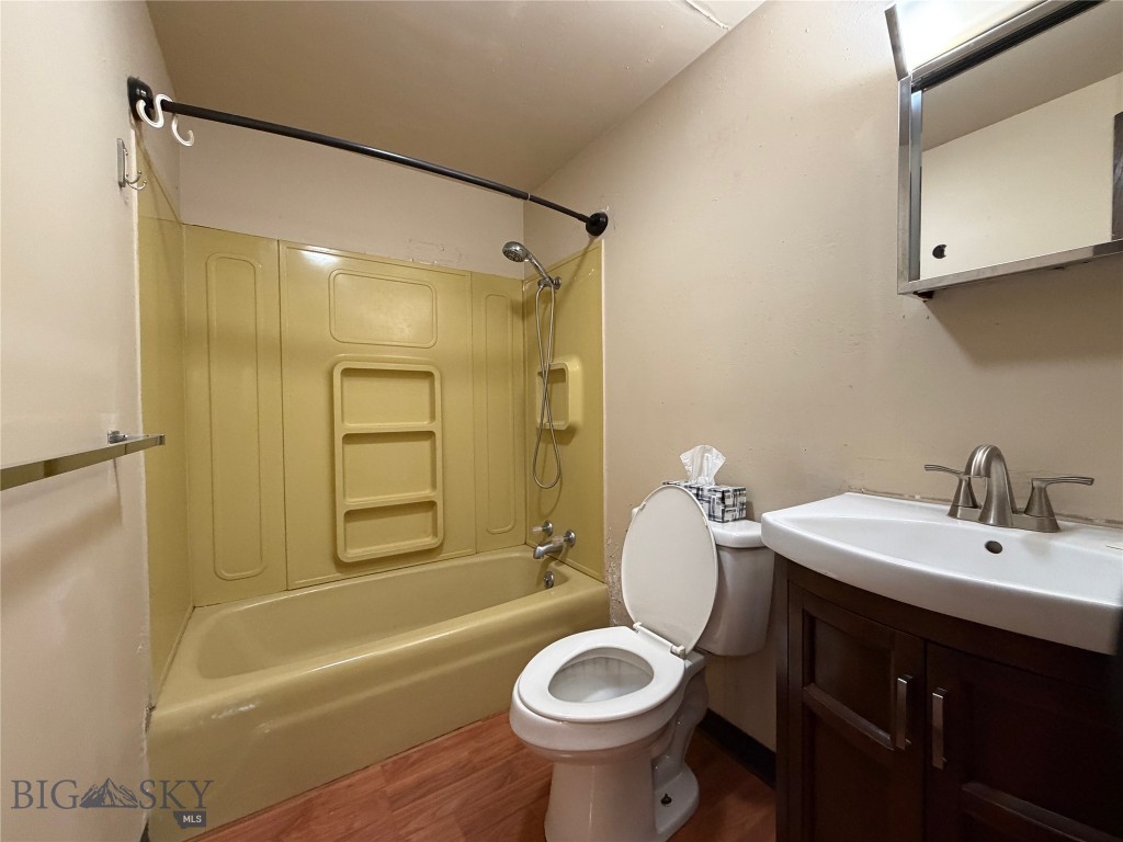 403 E Centennial Avenue Property Photo 14