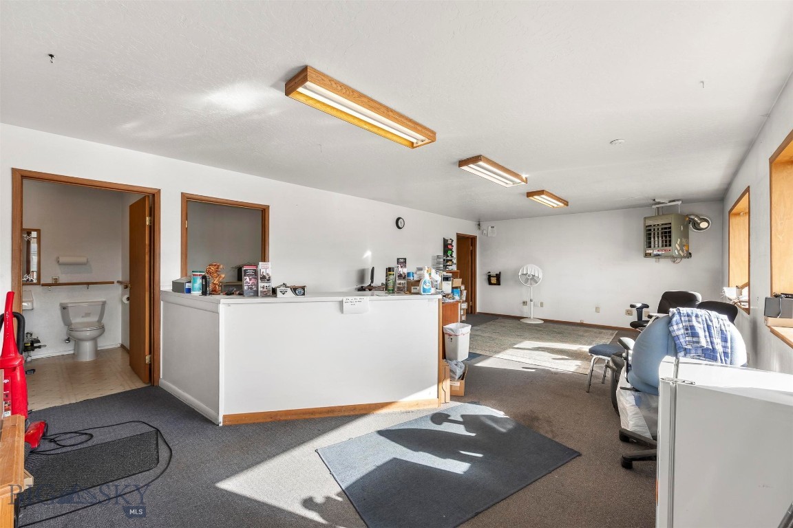 601 E Front Street Property Photo 14