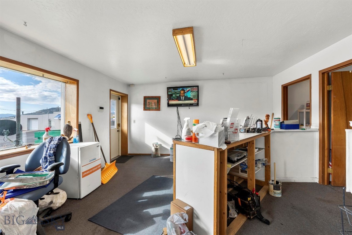 601 E Front Street Property Photo 17