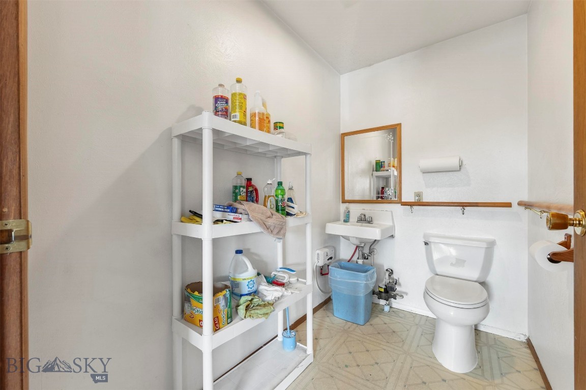 601 E Front Street Property Photo 18