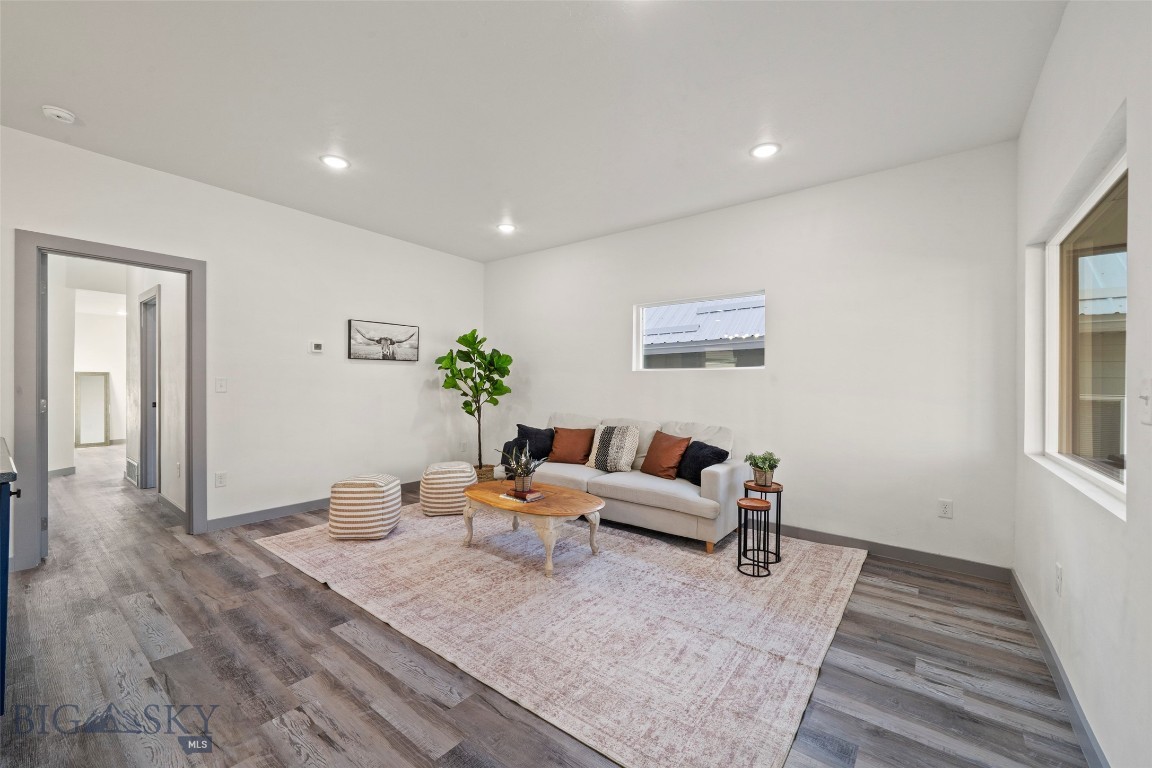 920 W Platinum Street Property Photo 15
