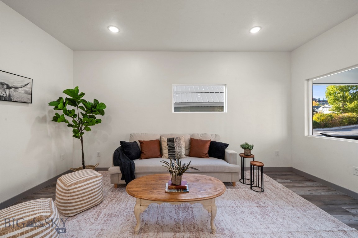 920 W Platinum Street Property Photo 16