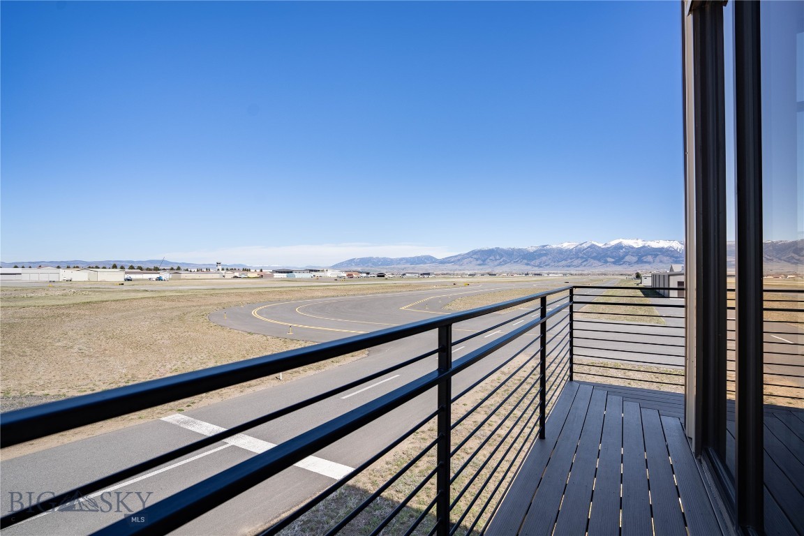 850 Gallatin Field Road Hanger Sy1 Property Photo 26