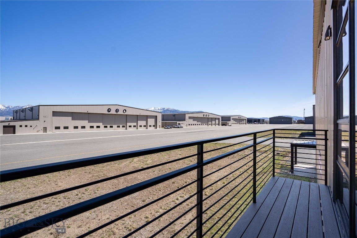 850 Gallatin Field Road Hanger Sy1 Property Photo 27