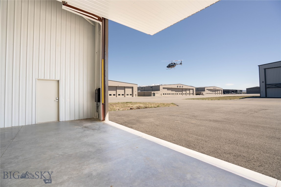 850 Gallatin Field Road Hanger Sy1 Property Photo 31