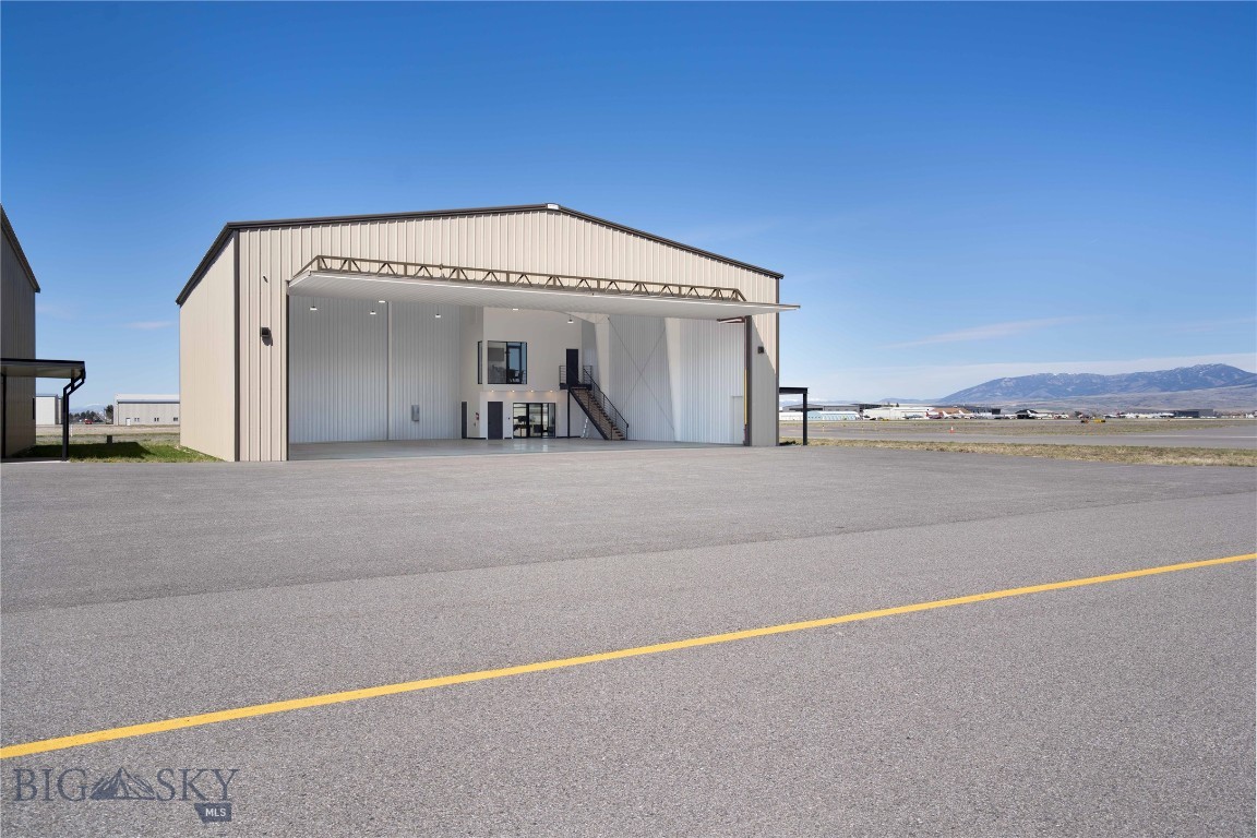 850 Gallatin Field Road Hanger Sy1 Property Photo 32