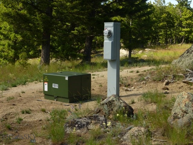 3414 Divide Creek Property Photo 3