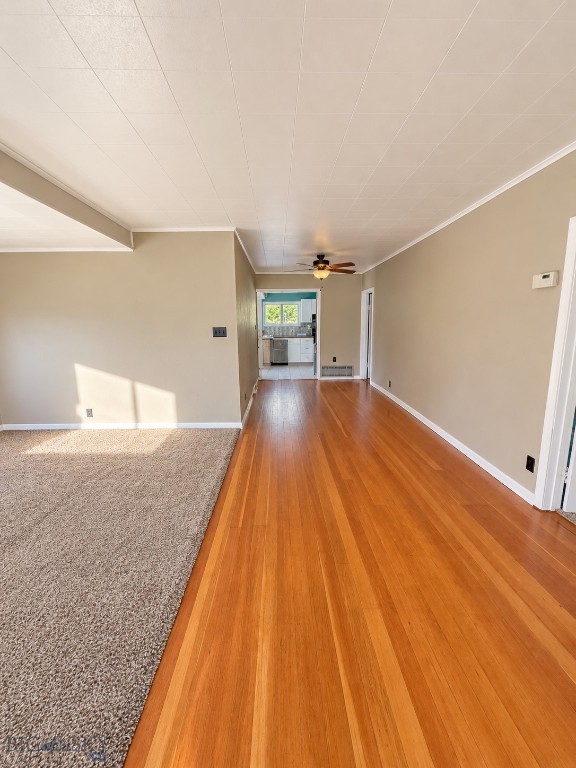 412 E Lewis Street Property Photo 7