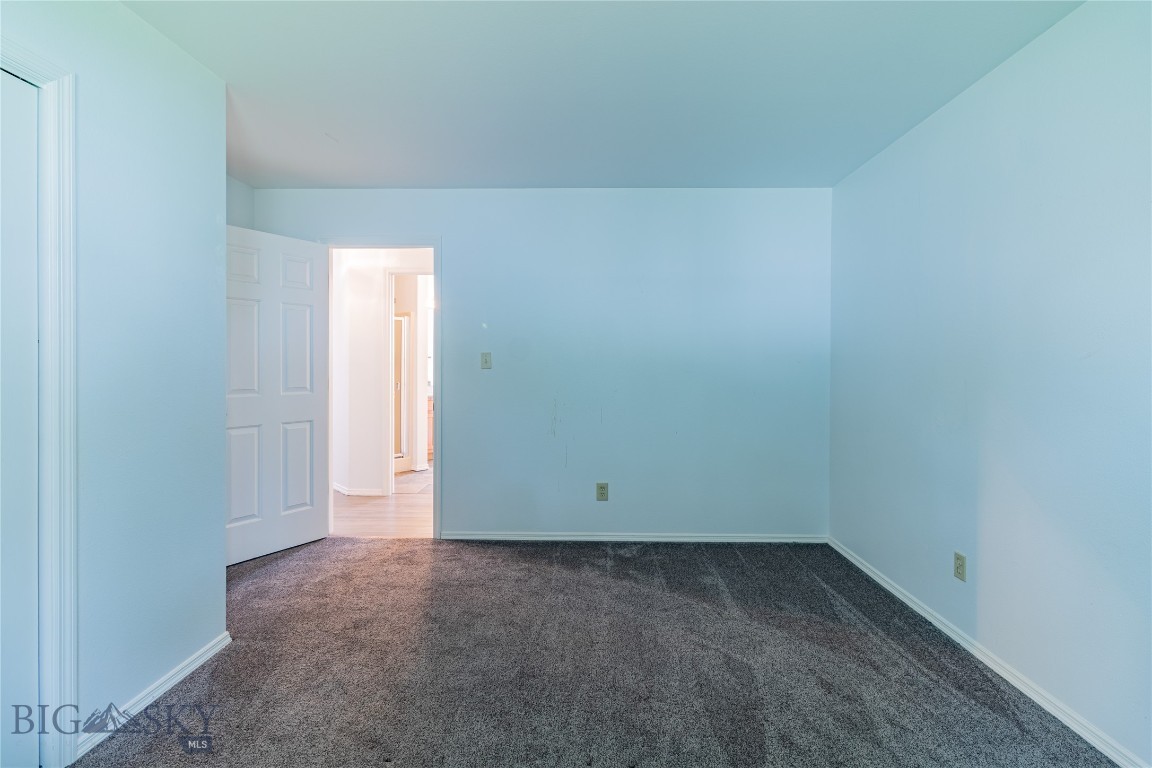 3014 Hill Property Photo 33