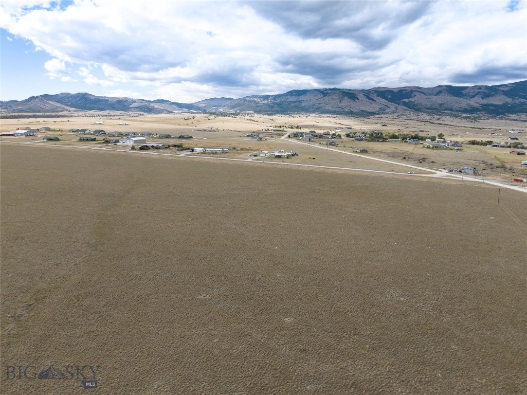 Tbd Tract 6. Desert. Drive Property Photo 3