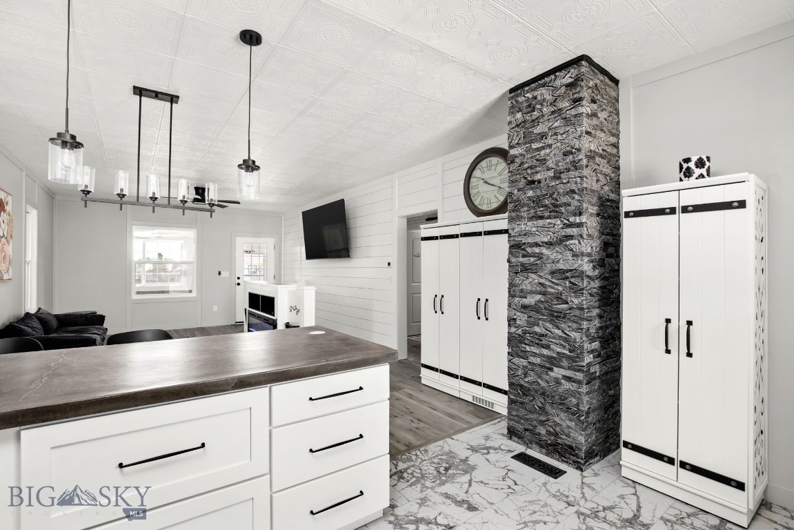107 2nd Street N Property Photo 11