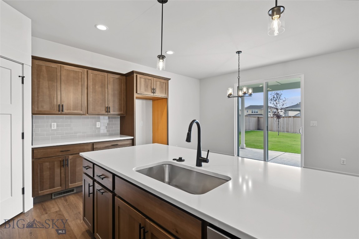 1510 Cyril Way Property Photo 13