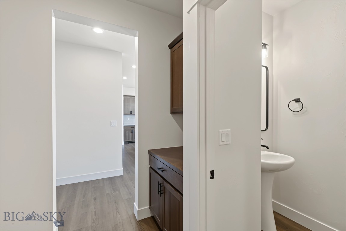 1510 Cyril Way Property Photo 29