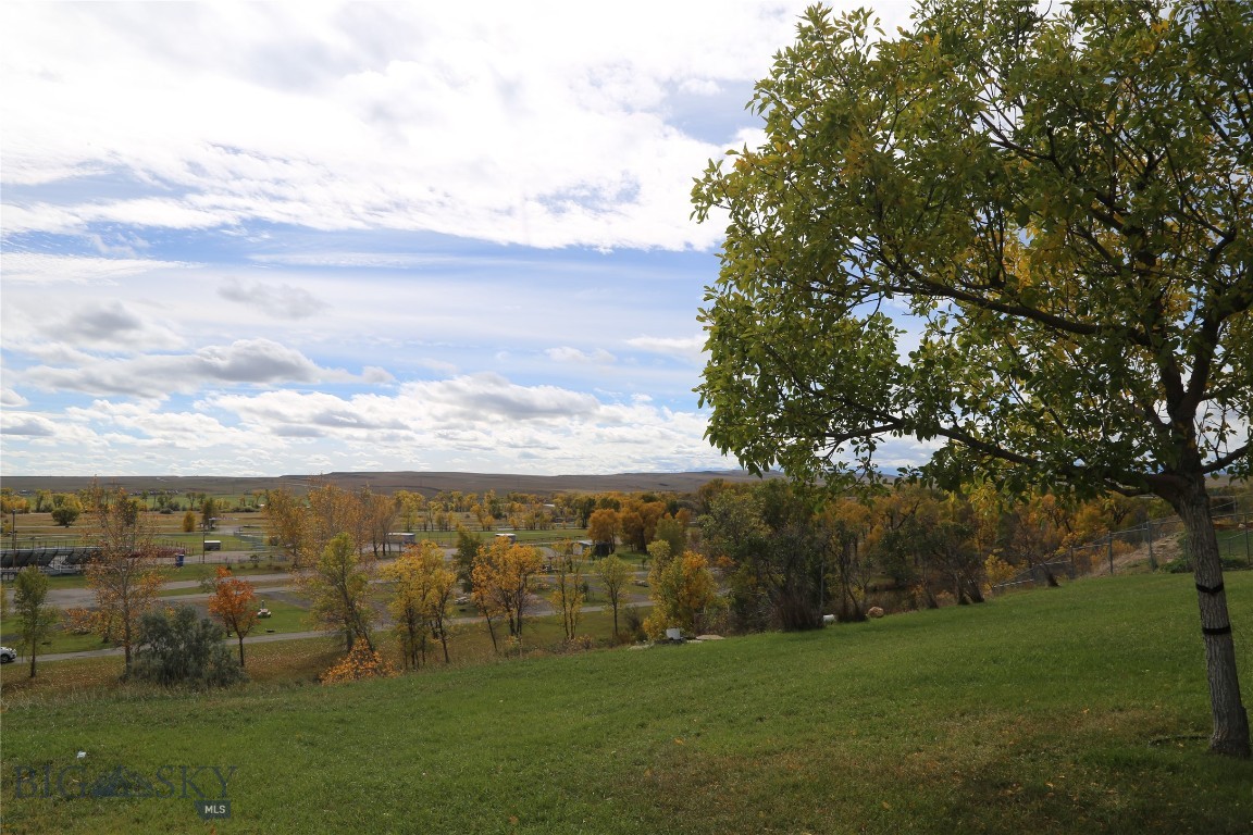 104 C Nw Property Photo 8