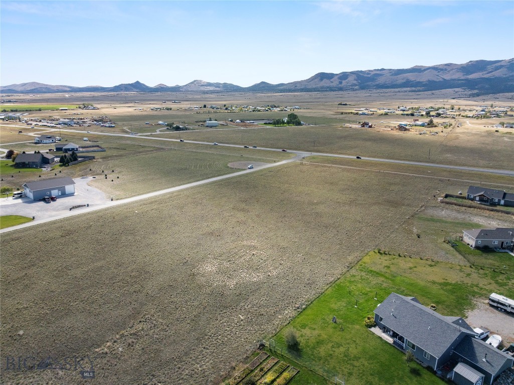 7187 Us Highway 287 Property Photo 7
