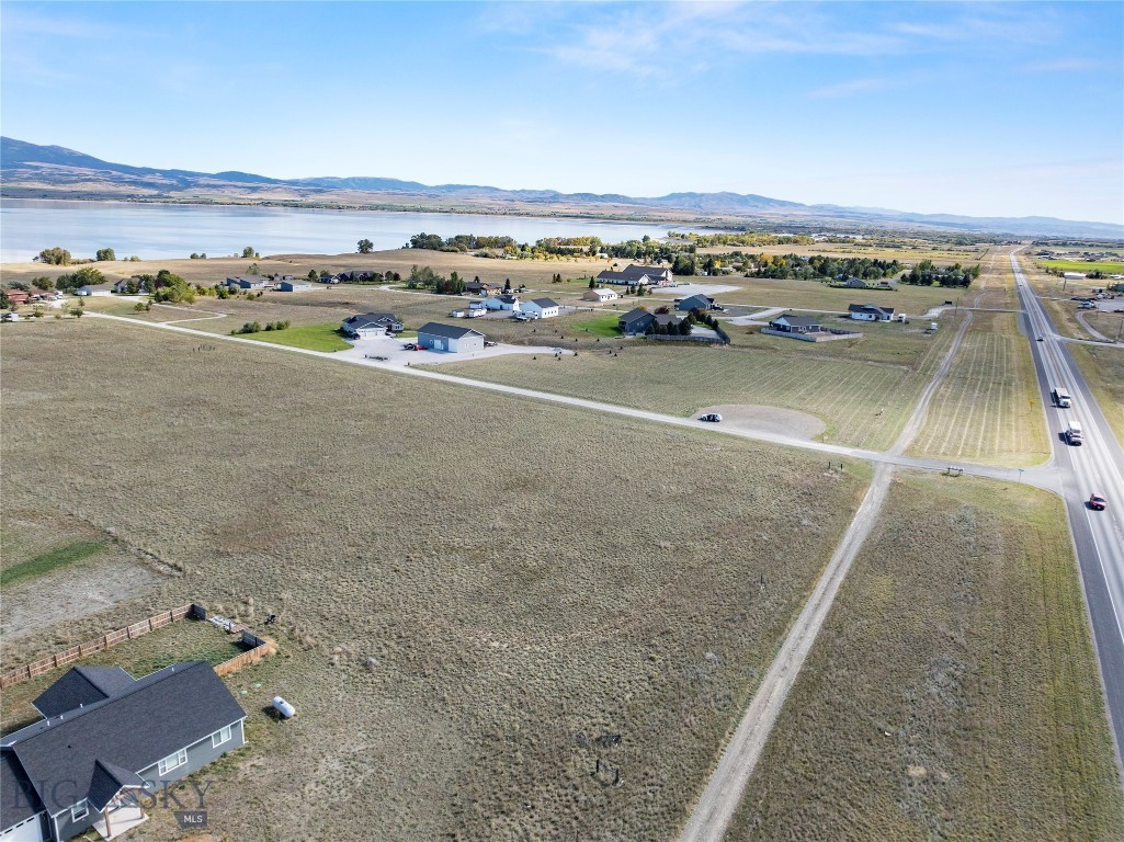 7187 Us Highway 287 Property Photo 10
