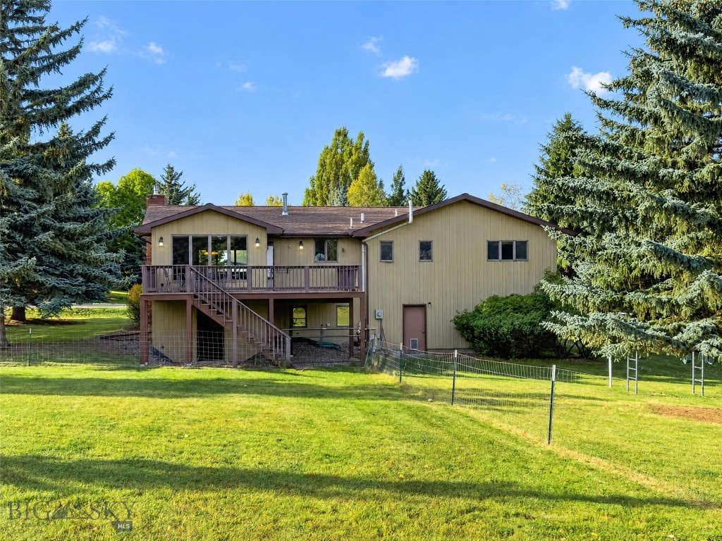 3 Hitching Post Property Photo 4
