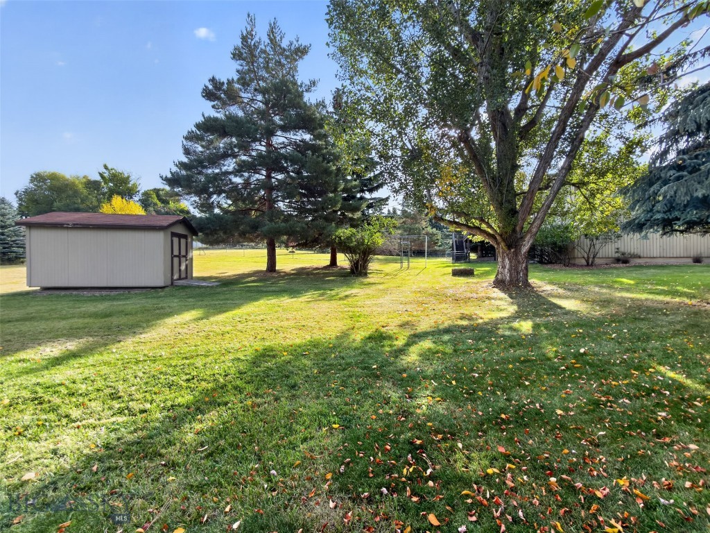 3 Hitching Post Property Photo 31